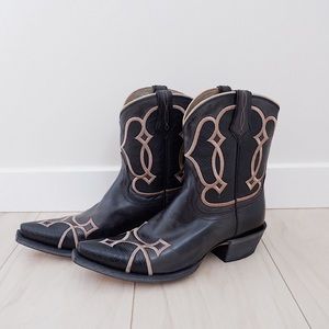 ARIAT NOVA EMBROIDERED WESTERN BOOT NEW